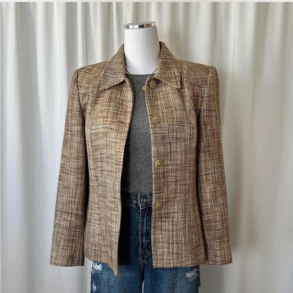 Vintage 1990s Talbots Blazer Made of Italian Fabric size Petite 8. - Picture 4 of 8